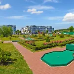 Apartment 619, Seepark *
